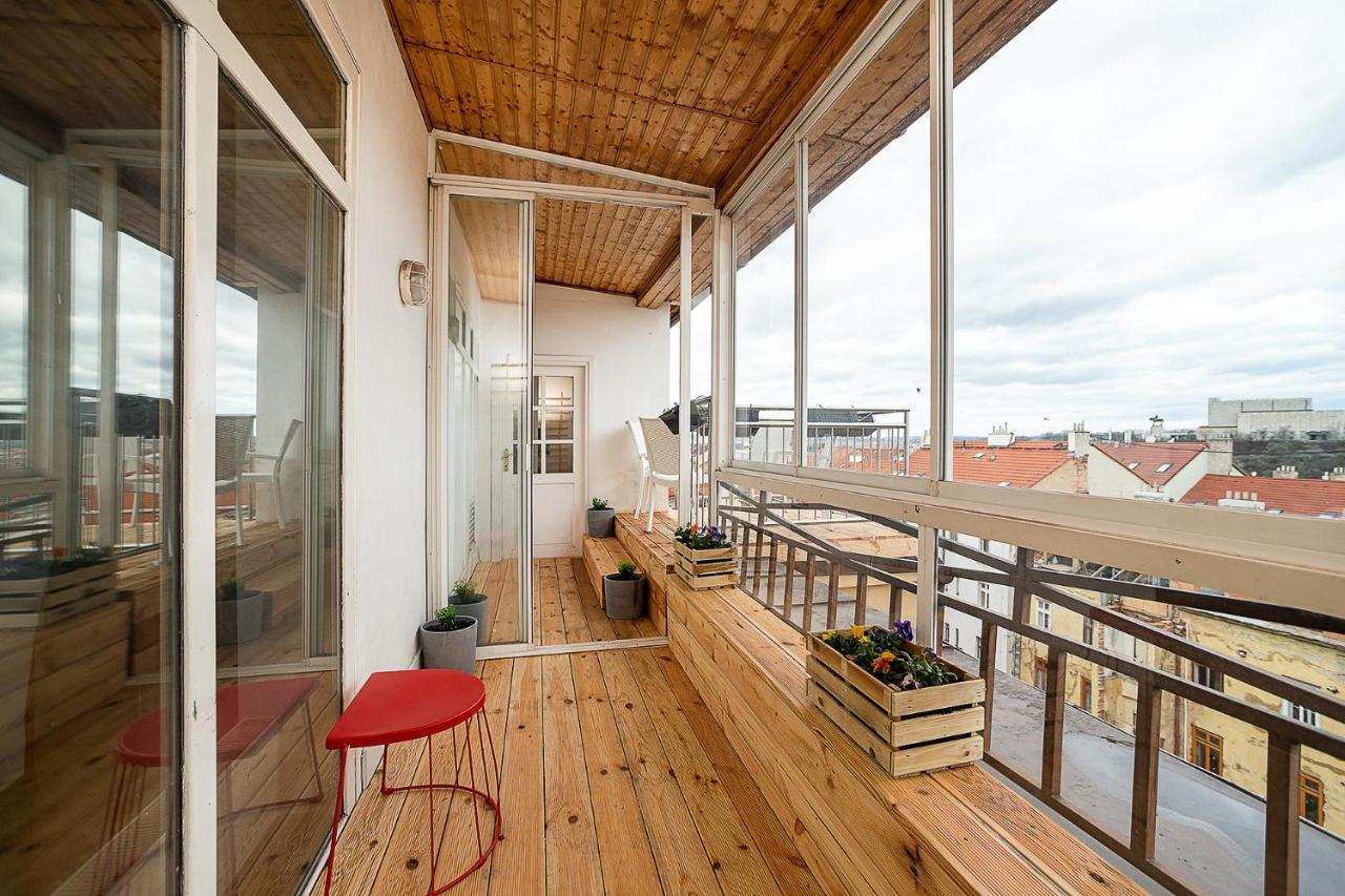 Big 4-Bedroom Flat, Terrace With Great Vitkov View Praha Bagian luar foto
